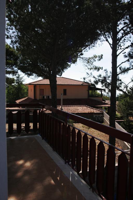 Il Giardino Di Leoca Bed & Breakfast Nicolosi Room photo