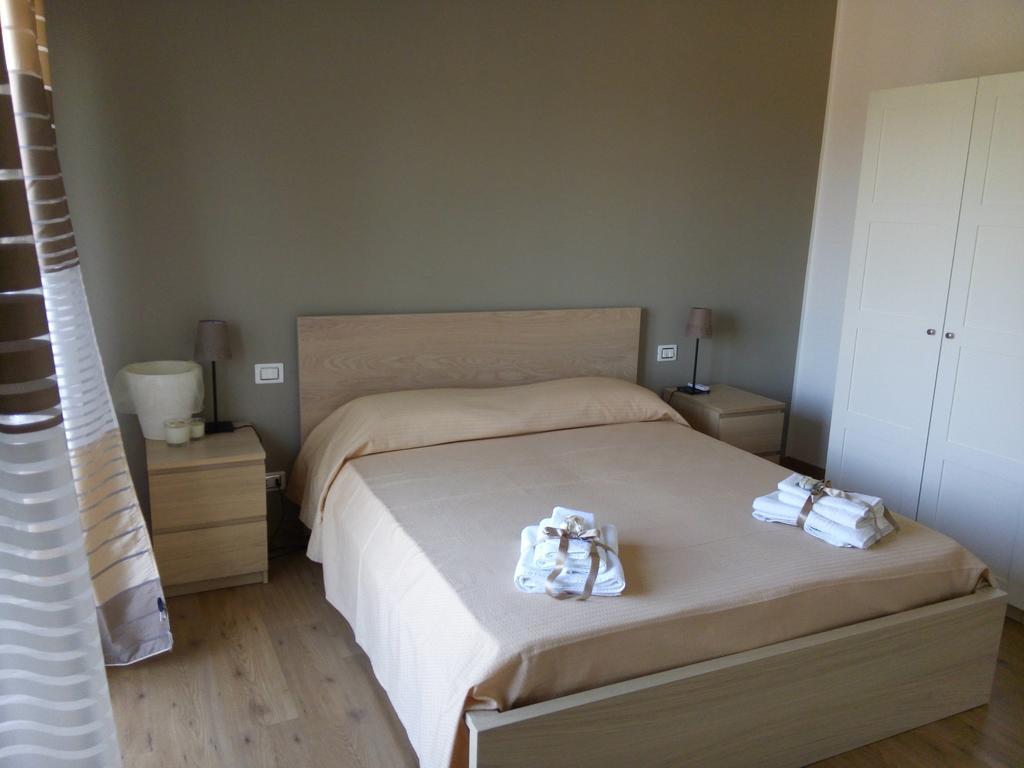 Il Giardino Di Leoca Bed & Breakfast Nicolosi Room photo